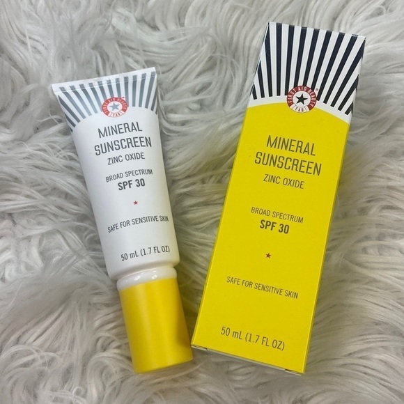 First Aid Beauty Other - First Aid Beauty Mineral Sunscreen Zinc Oxide SPF 30